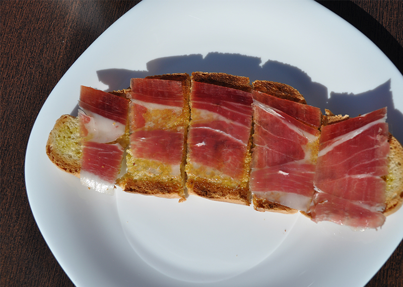IBÉRICOS VÁZQUEZ – CARNICERÍA ASADOR - foto 3