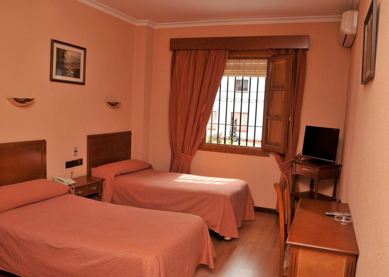 HOTEL LOS CASTAÑOS - foto 3